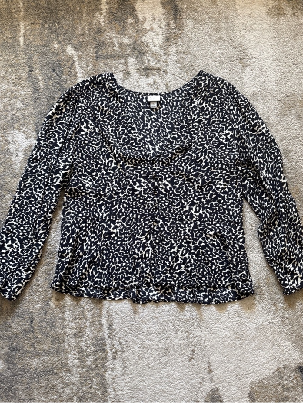 a new day Black and White Printed Long-Sleeve Blouse